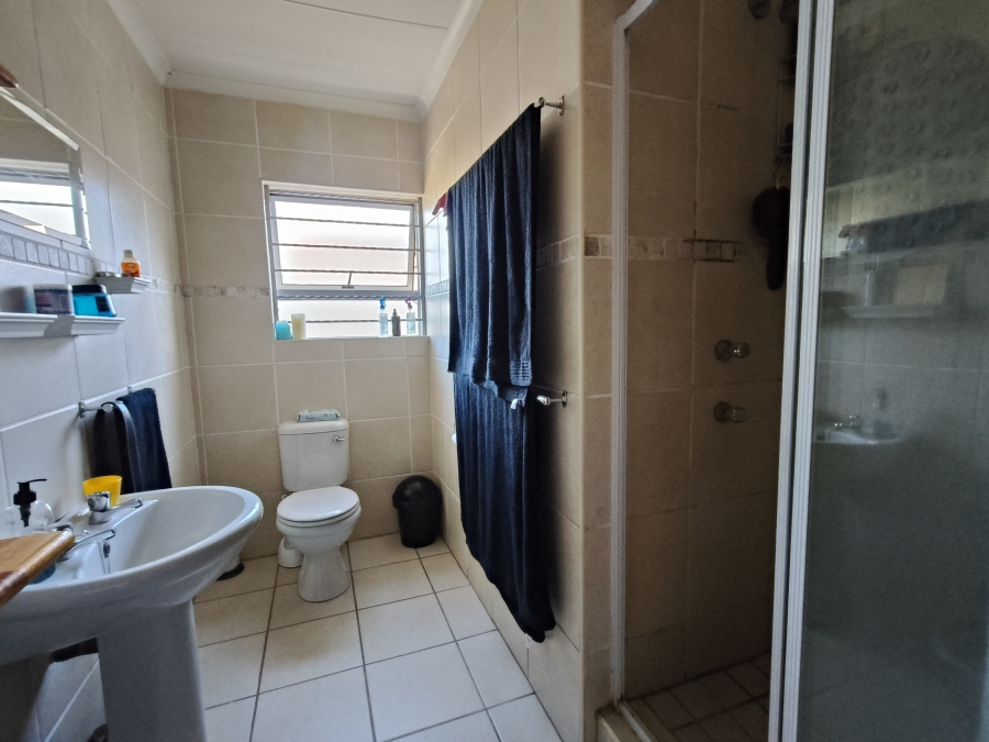 3 Bedroom Property for Sale in C Place Eastern Cape